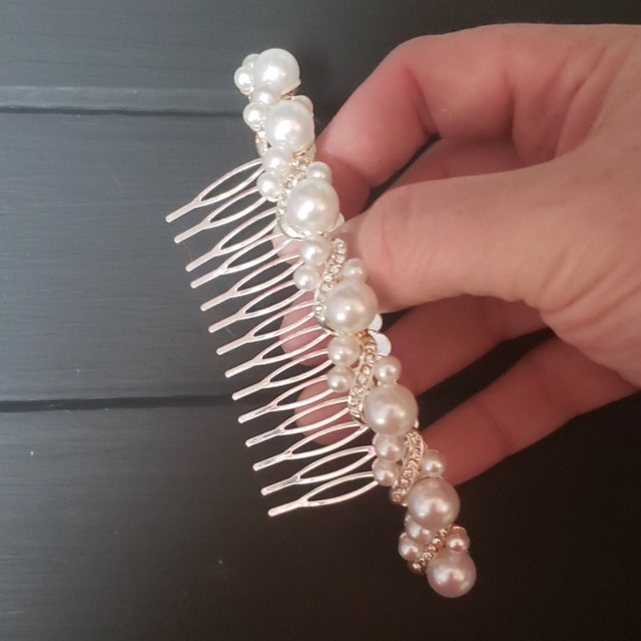 Wedding veil comb - Picture 1 of 4